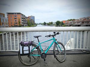Bike check on Haagsche Schouwbrug