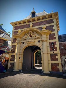 Grenadierspoort gateway to the Binnenhof