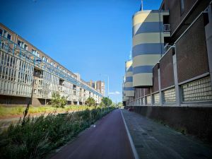 Cycle path on Zwolsestraat
