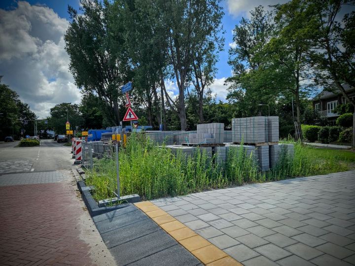Construction materials on Storm van 's-Gravesandeweg