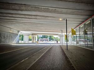 Passing under Marianneviaduct