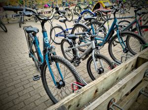 Pinnacle hire bikes