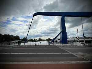 Churchillbrug bridge on the N206 and the Rijn