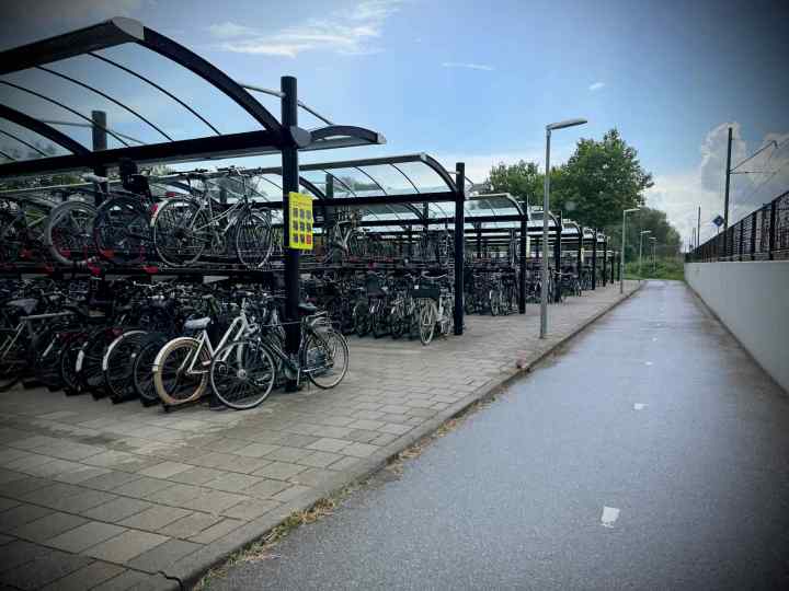 Cycle parking at Voorschoten station