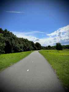 Looking along Oude Veenpad