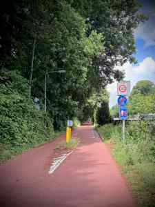 Modal filter at the start of the fietsstraat (cycle street) N44 Rijksstraatweg