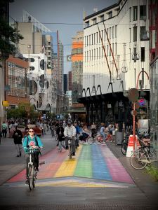 Rainbow flag on the cycle path on Grote Marktstraat