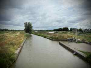 View of canal from Meerweg