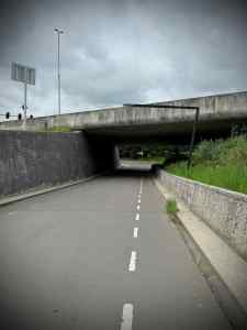 On Klapwijkselaantje, approaching an underpass under the N470
