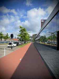 Cycle path on Vondellaan