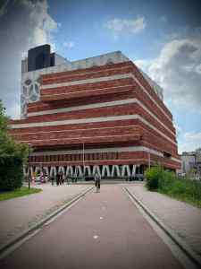Cycle path on Hippocratespad