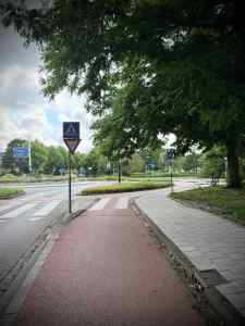 Approaching a roundabout on Deijlerweg