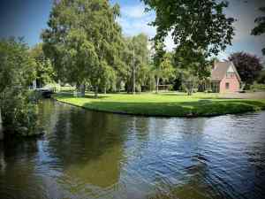 House with private moorings