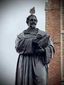 Statue of Hugo de Groot