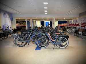 Inside Fietsenstalling Binnenstad cycle parking