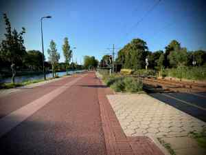 Fietsstraat (cycle street) on Delftweg