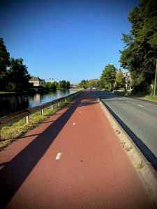 Riding along Westvlietweg