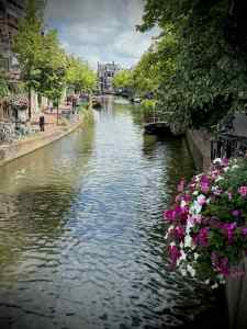 Looking along the Oude Rijn from Sint Jansbrug
