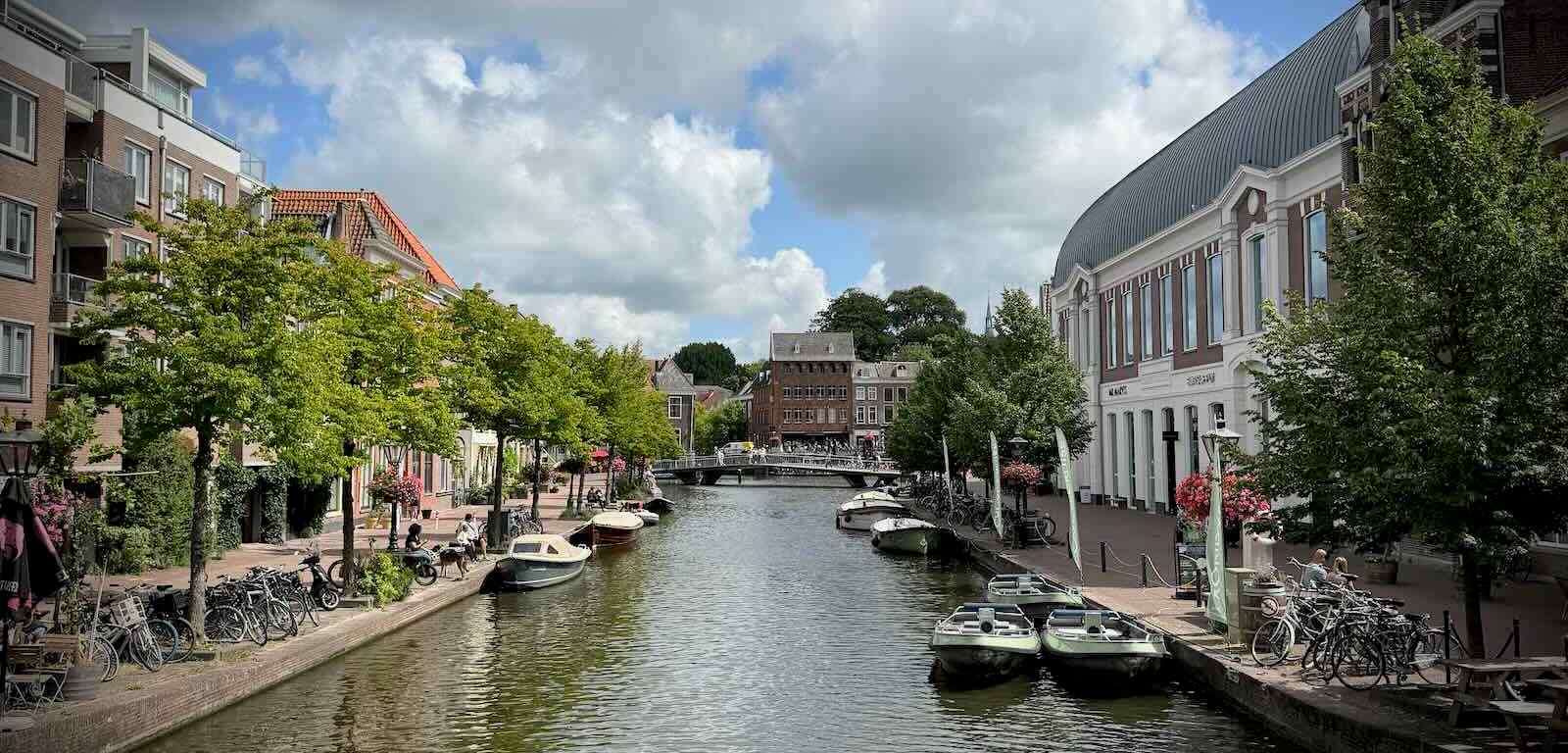 On Kippenbrug, looking towards Catharinabrug