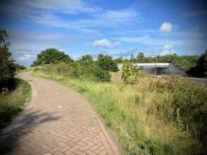 Ramp up to bridge over N440