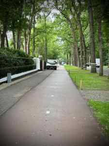 Gardener's van blocking the footway on Groot Haesebroekseweg