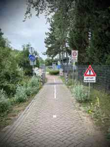 Cattle grid approaching Oude Waalsdorperweg