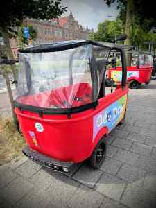 Bike bus outside Kunstmuseum Den Haag