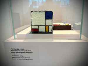 Mondriaan cake by Robèrt van Beckhoven