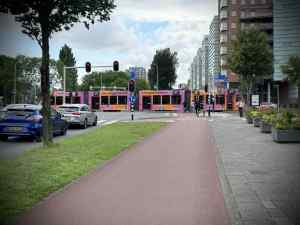 Tram passing on Stadhouderslaan