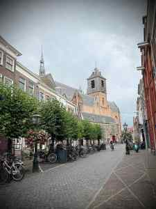 Nieuwstraat, towards Hooglandse Kerk