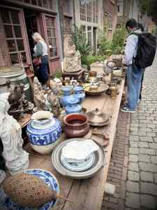 Antique shop on Nieuwstraat
