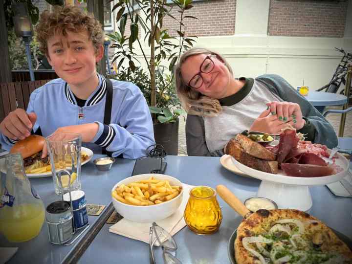 Tea at Brasserie Rumour