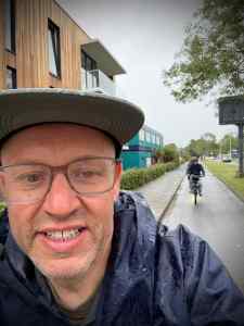 Rainy selfie on Haagweg
