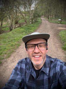 Selfie on the path towards Cobbler's Lane